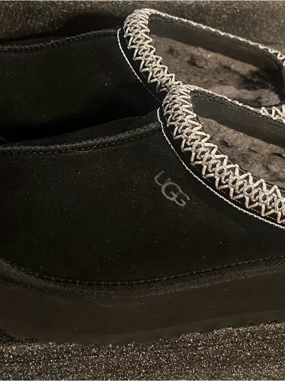 UGG Women’s Black Suede Slip-On Slippers with Contrast Stitching